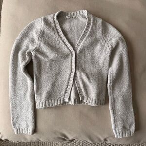 Abercrombie & Fitch Light Gray Cropped V-Neck Cardigan